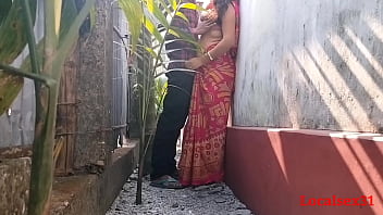 Трах на улице с деревенской женой днем (официальное видео от localsex31)