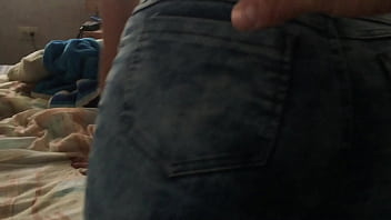 My werita shows me her ass in jeans before