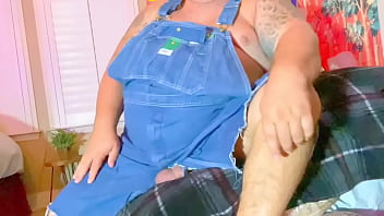 Tennessee overall fat man cums handsfree
