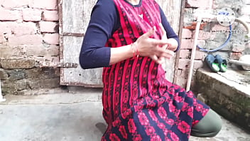 Спасение киски индийской деревенской милфы-бхабхи