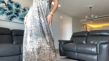 Melena Maria Rya con maxi vestido