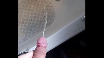 Long pee then cum in the tub