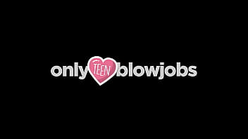 OnlyTeenBlowjobs - La bella y friki Leana Lovings me chupó la polla en clase