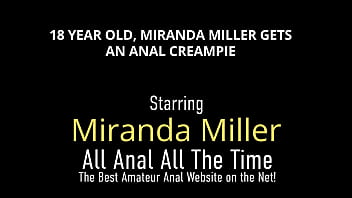 Il culo stretto della dolce mora Miranda Miller è stato lubrificato dalla lingua del suo amante!