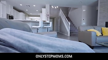 OnlyStepMoms - Couch Coochie With Stepmom- Emily Addison