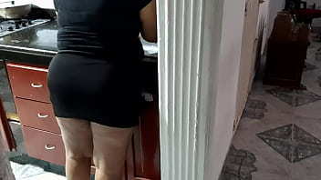 I interrupt the maid while she is washing the dishes so she can suck my dick