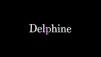 デルフィン映画 |ホットなアジア人美女キミー・キムが公共の場で同僚とセックス