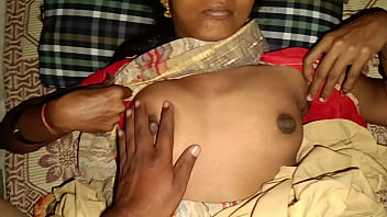 インドの村の妻自家製マンコ舐めとザーメンコンピレーション