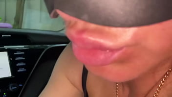 A student with big tits sucked in the car and got a mouthful of cum