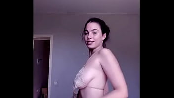 BEST TITS EVER!!! Natural dream watch me try on clothes