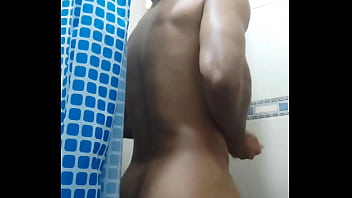 rich shower showing my perfect ass 18 year old boy