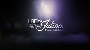 Sklaven lieben meine geilen glänzenden Nylonbeine – Worshipping Domina Lady Julina
