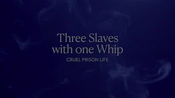 Domina Herrin April – Drei Sklaven mit einer Peitsche