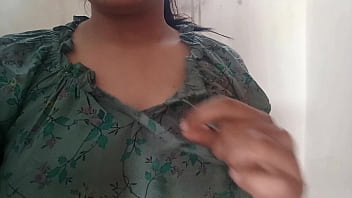 कॉलेज गर्ल प्रिया का मूतने का वायरल वीडियो कंपाइलेशन