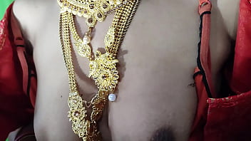 Sexy indian beautiful bhabi in red saree hard fucking moaning hindi