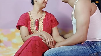 Nikita Bhabhi fickt mit ihrem Freund, Real Desi Homemade Sex Video