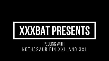 XXXBat Mistress agganciato con Nothosaur Ein XXL e 3XL