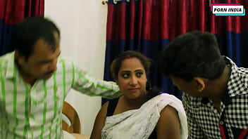 Sesso bollente con Desi Bhabhi 1