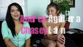 Chasey Lain любит лизать горячую молодую киску Одри Агилеры, часть 1