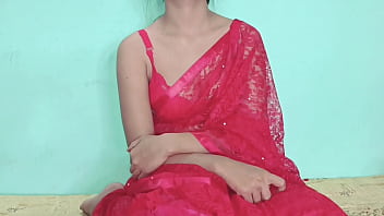 Saree en robe traditionnelle indienne rouge baise léchage de chatte