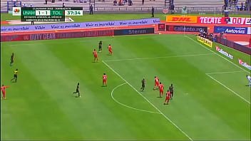 Horny Chino Huerta fucks the Toluca defense and scores a great goal against Tiago Volpi