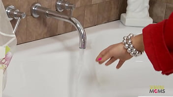 Tattooed slut calls a plumber to fix her bathtub, but she gives him a blowjob instead before banging in the bathroom.